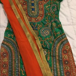 Punjabi Salwaar Kameez